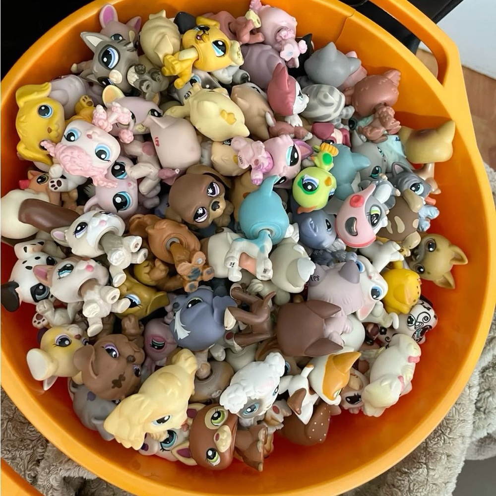 TRADE POST: LPS LITTLEST PET SHOP